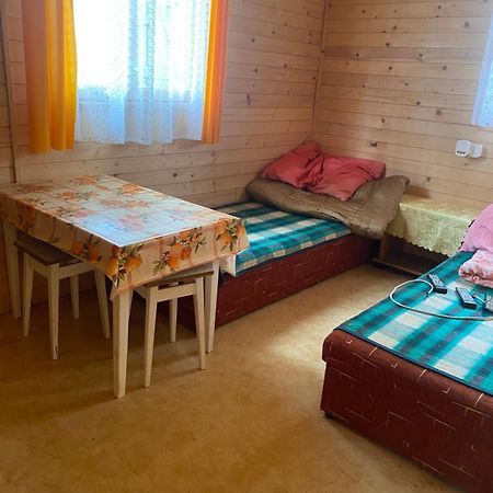 Domki Szumi Las ميجيجنو المظهر الخارجي الصورة